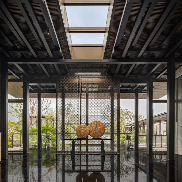 Custom Decorative Glassworks